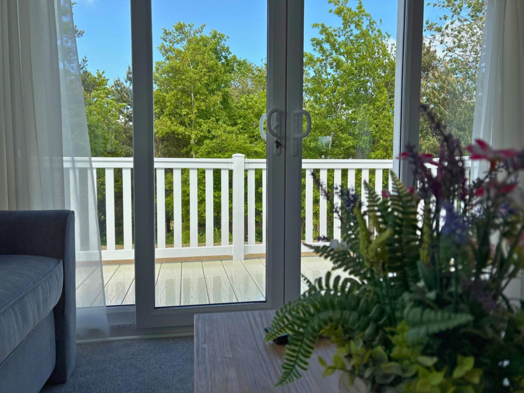 Linwater Caravan Park - Luxury Lodges And Static Caravans Near Edinburgh Newbridge  Exterior photo